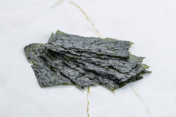 Korean nori seaweed chips heap