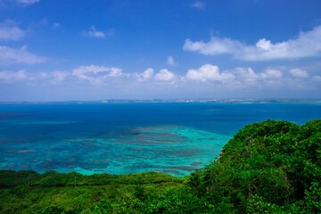青い海　珊瑚礁　環礁　リーフ　南国