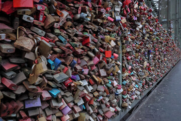 Angled view, love locks wall, bridge, Cologne (Köln), Germany, differential focus