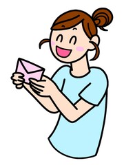 お手紙をもらって喜ぶ女性