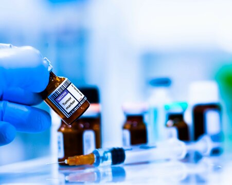 Vaccine bottles and syringes for preventing tumor marker.