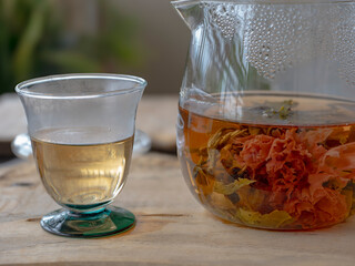 カーネーションの工芸花茶