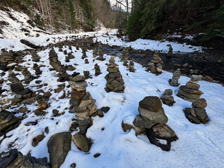 stone structures land art