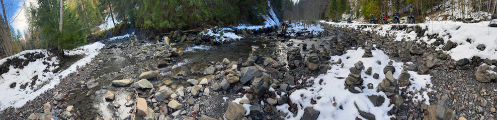 stone structures land art