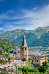 Gausach is a town in the municipality of Viella y Medio Arán, third of Castiero, located in the Valle de Aran region.