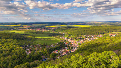 Obraz premium kleines Dorf