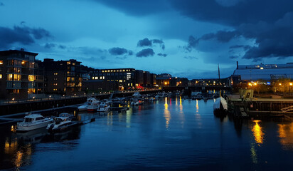 Obraz premium night view of the city