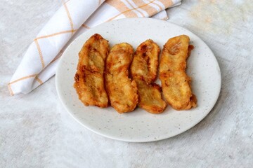 indonesian snack fried banana