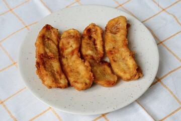 indonesian snack fried banana