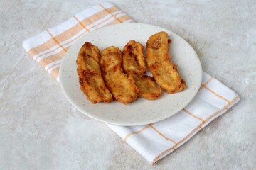 indonesian snack fried banana