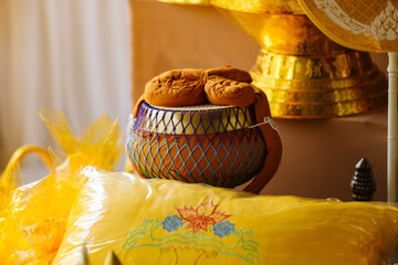 bol d'almoina als monjos