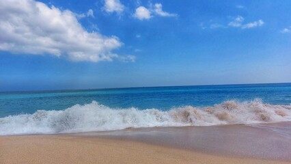 big waves hit the shoreline