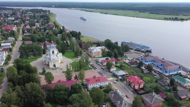  Aerial view of the city of Myshkin and the Volga river. Russia