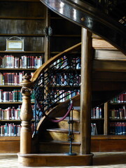 Vieille biblioth&egrave;que