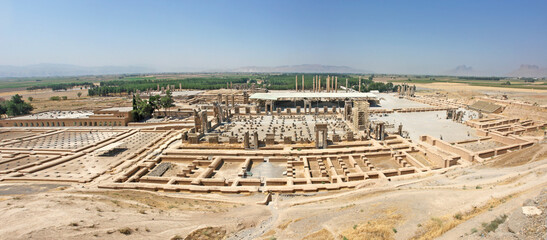 Obraz premium Panorama of the ruins of Persepolis in Iran