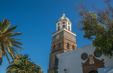Obraz premium Church at pitoresque village of Teguise, Lanzarote, Canary islands, Spain