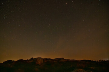 Paysage de mer la nuit en Bretagne - France