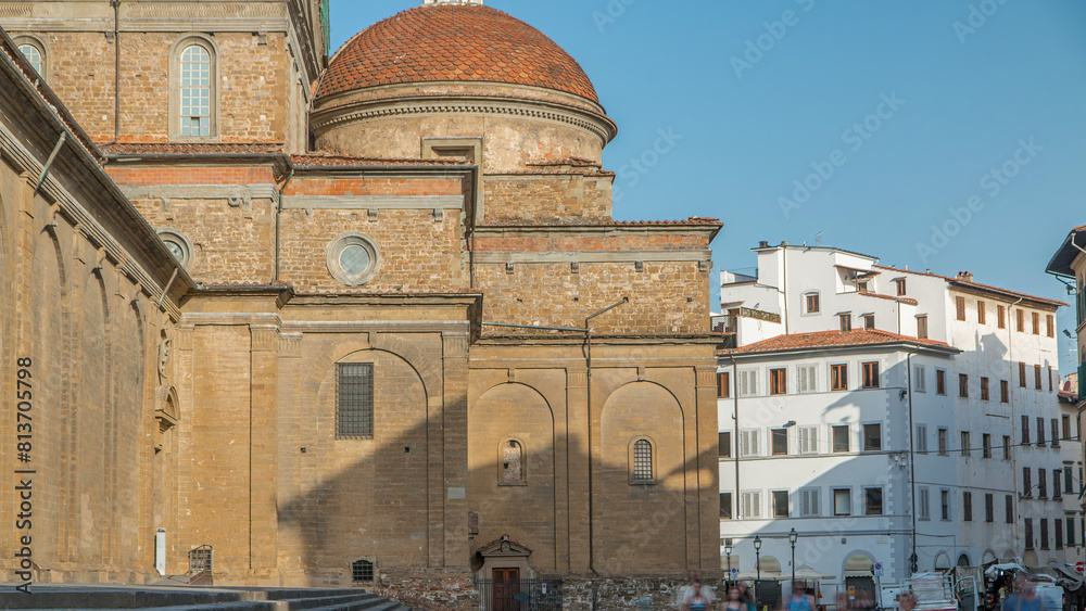 Wall mural basilica di san lorenzo basilica of st lawrence timelapse in florence city.