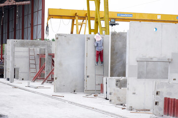 Precast Concrete Wall Manufacturing Factory.