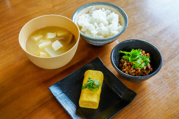 おいしそうな和風朝食