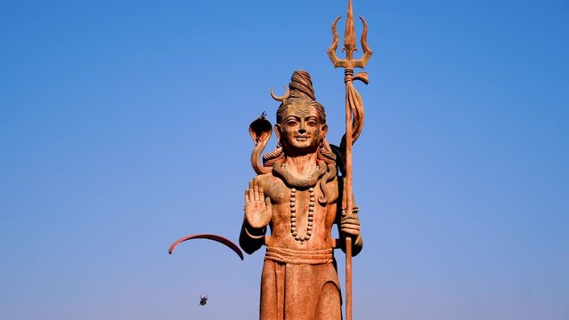 statue of hindu god shiva