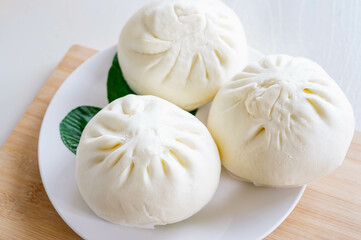 蒸す前の中華まん