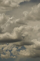 VARIOS TIPOS DE NUBES PRIMAVERA