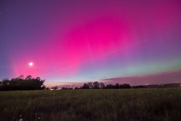 bright, rare aurora borealis in Germany (Saxony) visible to the naked eye on the 10th and 11th of May 2024.