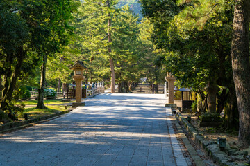 出雲大社の参道の風景（島根県）