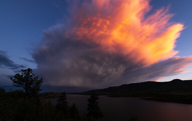 Light Fades on Mammatus Display in Colorado