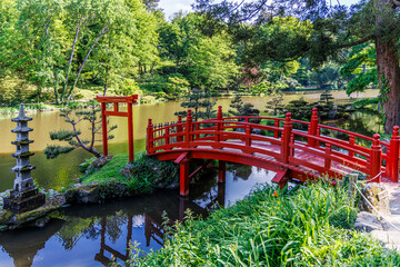 Le Pont rouge