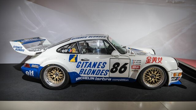 Spectacular Porsche 911 model 964 Turbo S LM GT from 1993 at the Le Mans museum