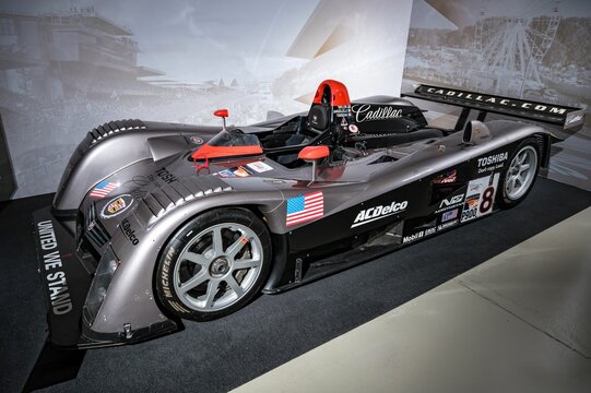 Spectacular Cadillac Northstar LMP 900 from the year 2000 in the Le Mans museum