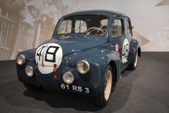 Classic Renault 4cv Autobleu from LeMans endurance races, lightened without a bumper