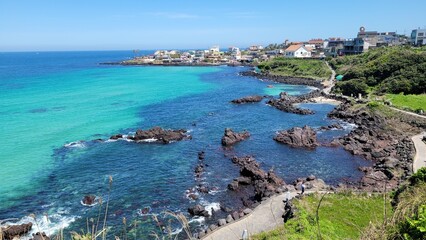 Fototapeta premium Handam Coastal Trail, Jeju Island, Korea, beach, blue sea, blue sky, beach