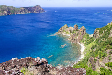 南の島の入り江