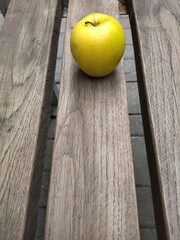 apple