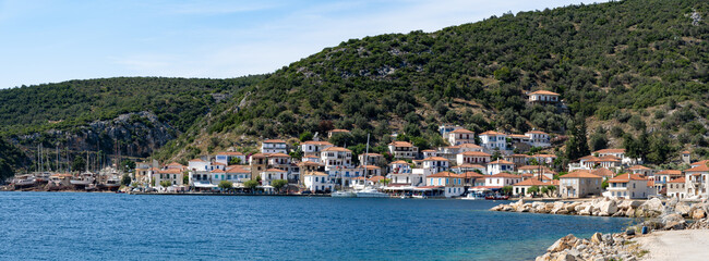 Vue panoramique d'Agia Kiriaki, péninsule du Pélion