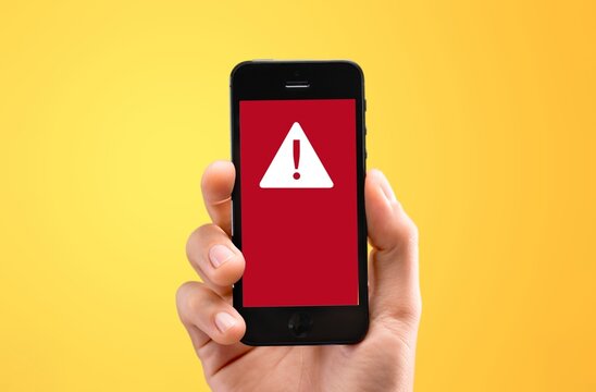 scam alert system, red screen on phone
