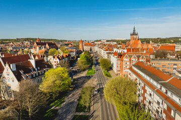 Obraz premium The Old Town in Gdańsk and parts of the Main Town seen from a drone. Spring in Gdańsk.