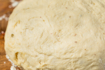 Round White PIzza Dough with Flour