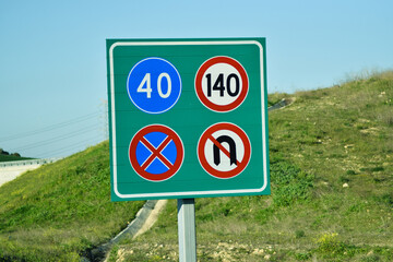 Traffic signs in Turkey