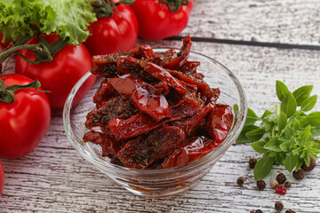 Sun dried tomato with olive oil