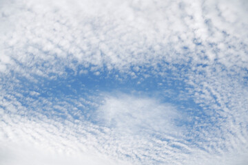 雲の上に広がる青空