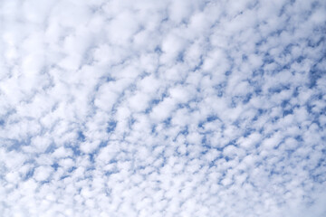 雲の上に広がる青空