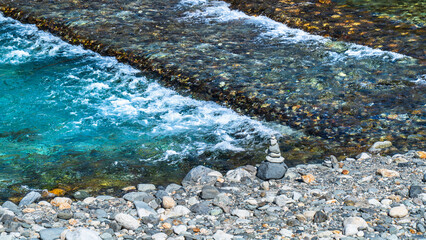 上高地を流れる梓川【長野県・松本市】　
Azusa River flowing through Kamikochi - Nagano, Japan