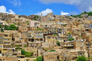 Obraz premium View of the old town of Mardin city in southeast of Anatolia in Turkey.