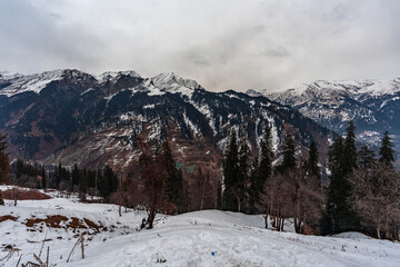 high-resolution stock images of Solang Valley's  snow covered ski resort mountains in Manali...