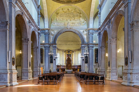 Ferrara, interno chiesa San Cristoforo