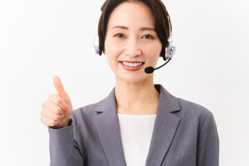 若い女性のオペレーター　ビジネスイメージ